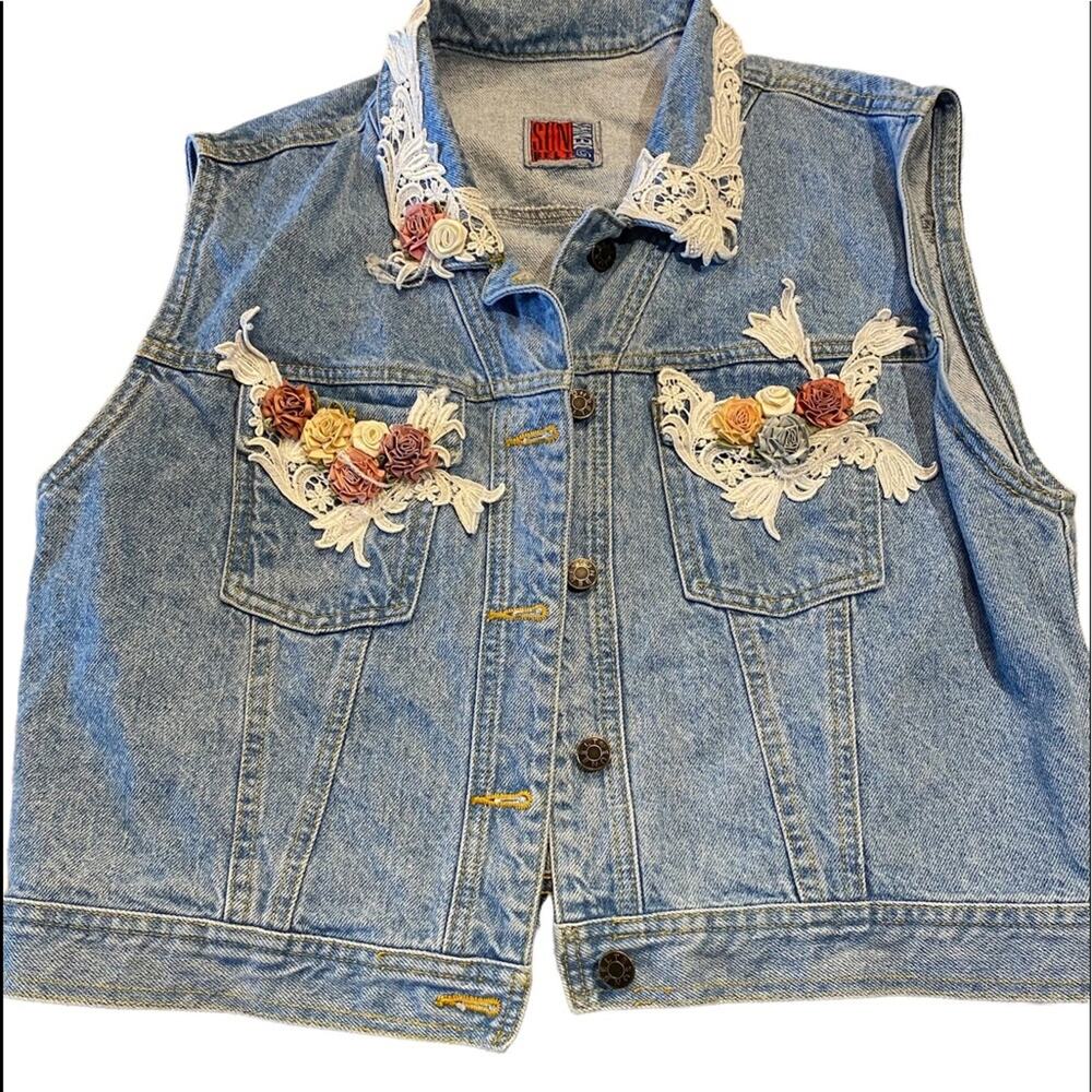 Vintage Sunbelt Denim Victorian Style Vest Womens Large - Lace and Roses
